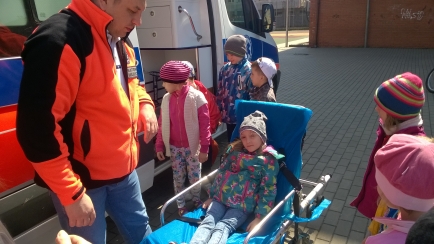 Oferta pokazów ratownictwa medycznego.