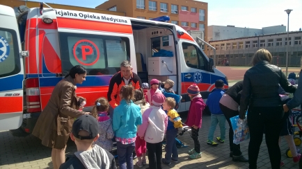 Oferta pokazów ratownictwa medycznego.