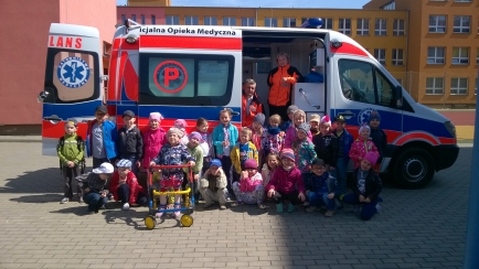 Oferta pokazów ratownictwa medycznego.